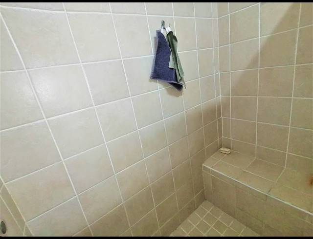 2 BEDROOM TOWNHOUSE FOR SALE IN MARGATE BEACH